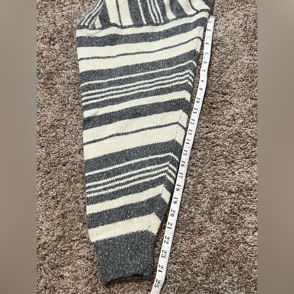 IB Diffusion Sweater Women L Gray White Silk Angora Rabbit Lamb Turtleneck Crop - Picture 7 of 11